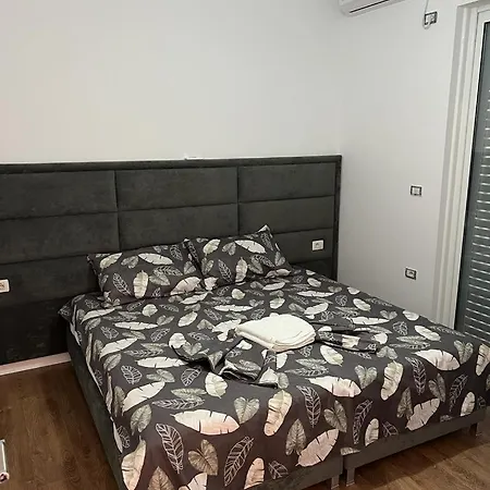 Lulo's With Sea View Apartment Sarande