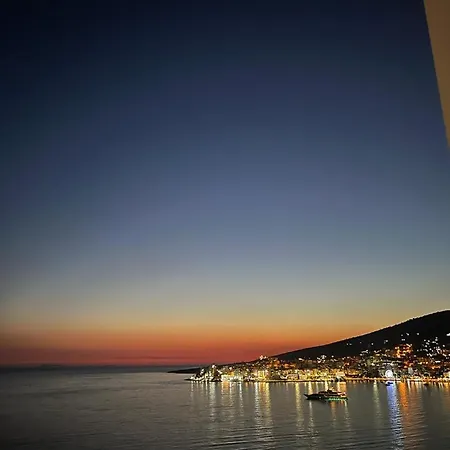 Lulo's With Sea View * Sarandë